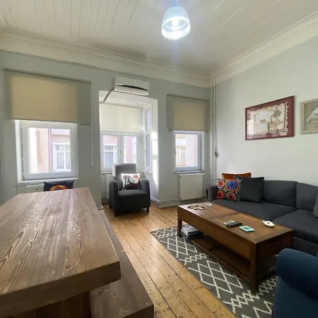 Apartament Peaceful In The Heart Of Istanbu *
